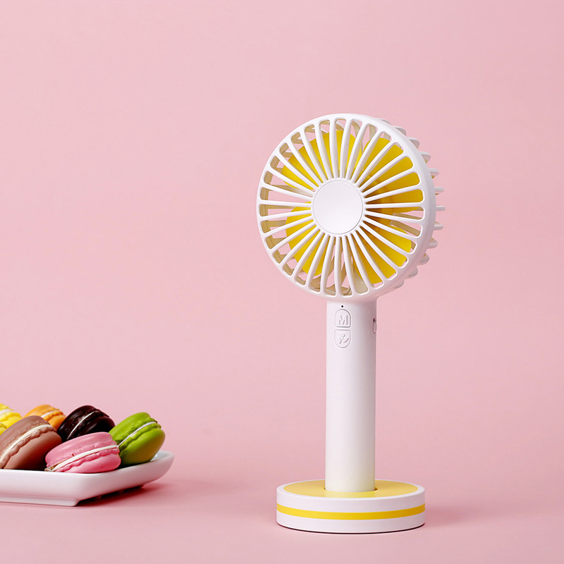 2018 New innovation macaron design DC 5v rechargeable usb mini air cooler fan portable with battery for summer gifts