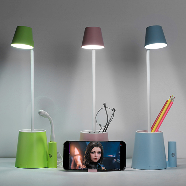 Desk lamp with 3 touching