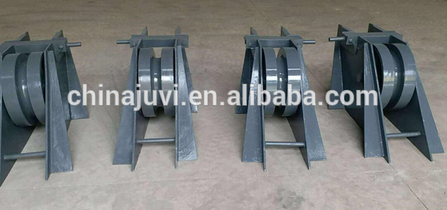 ship deck mooring roller type chain stopper