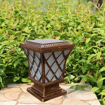 Standing High Power Super Bright Aluminum Gate Solar Pillar Light Solar Led Light