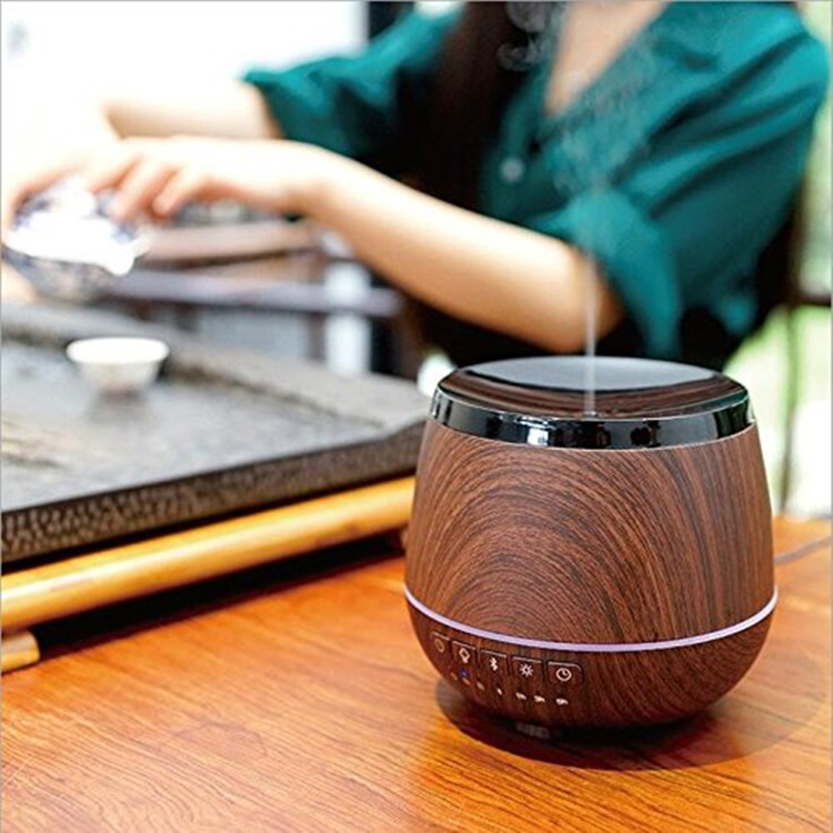 Essential Oil Diffuser Bluetooth Speaker Ultrasonic Cool Mist Humidifier 200ml Aromatherapy Aroma Diffusers with Music 7 Color