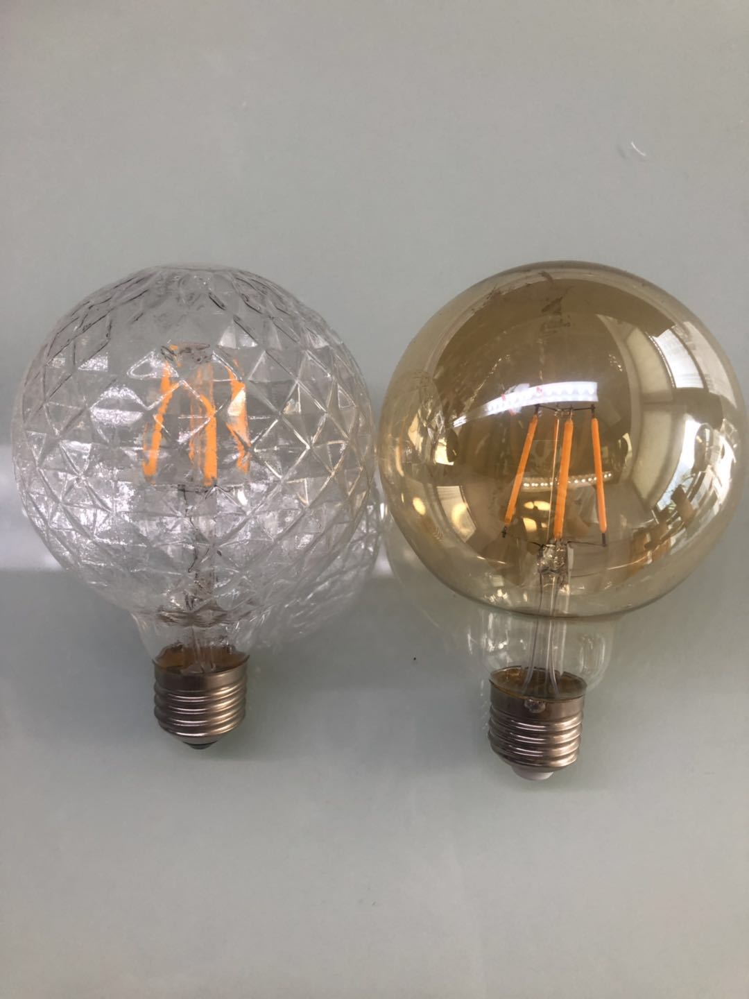 G125 filament led light E27 gold plated  color  4W