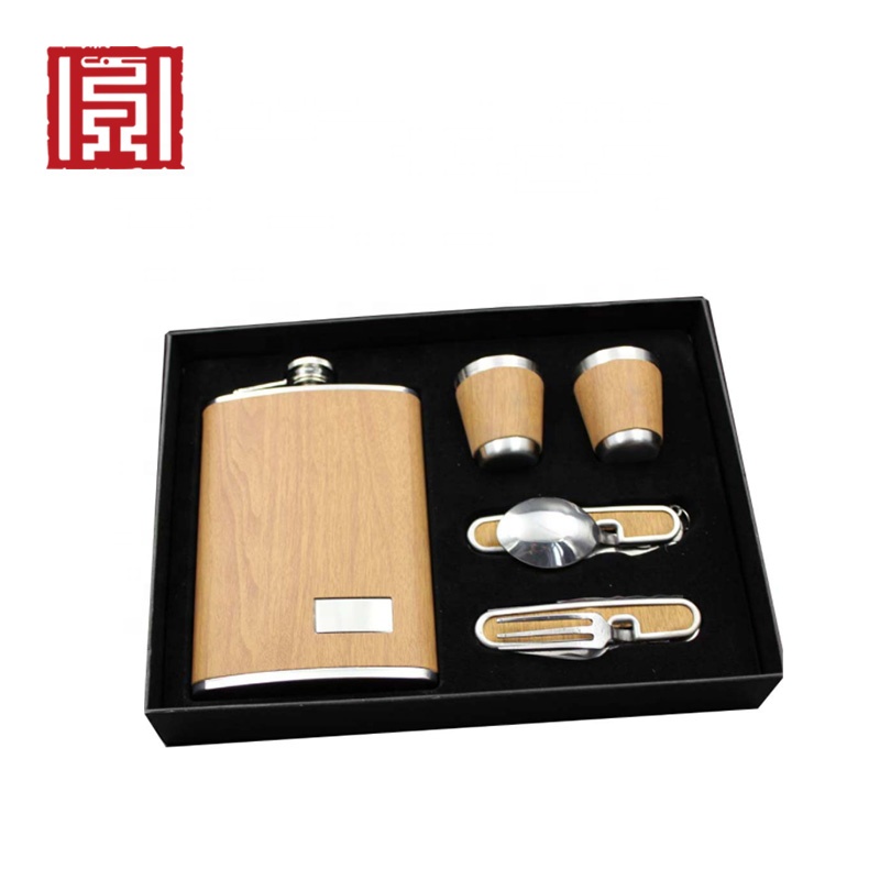 Wholesale novelty 9oz stainless steel hip flask set