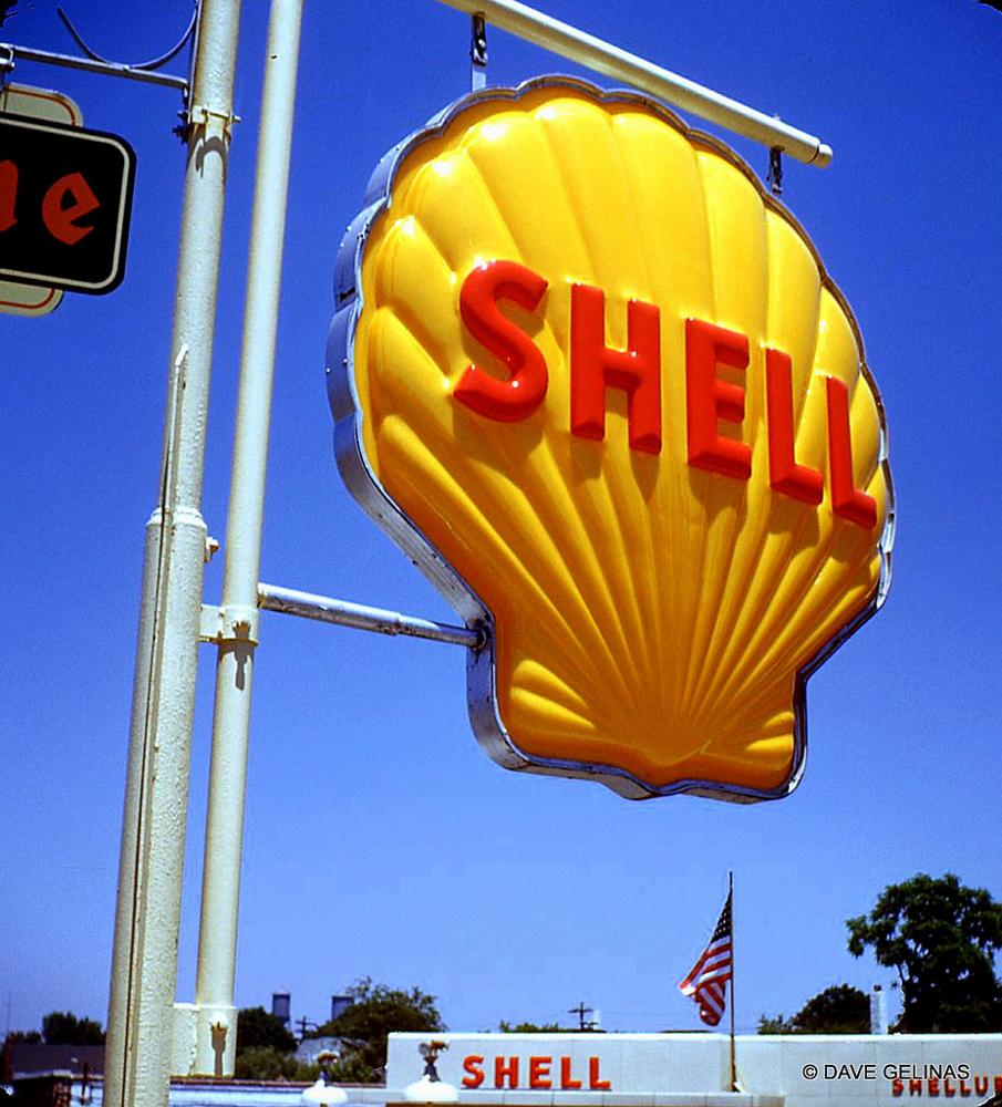 outdoor gas station LED price pylon advertising sign customized design and size led petrol price sign gas station pylon sign