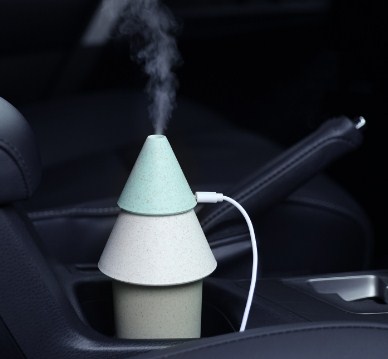 Oil Diffuser Aroma Diffuser Humidifier Ionizer, Car Humidifier with Aroma Diffuser, Changing Color Mini USB Aroma Diffuser
