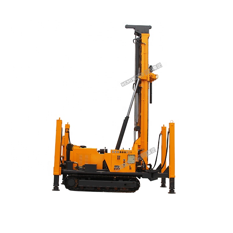 Hydraulic pneumatic crawler portable water well drilling rigs