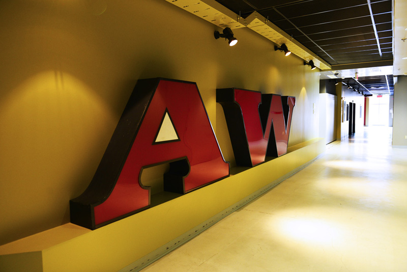 Led Logo Sign Big Letter 3D Sign Led Letters Electronic Signs Acrylic Free Standing Letters Popular LED Big Letter Sign