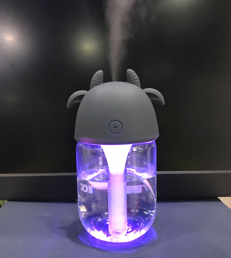 200ml USB Cool Mist Humidifier with Colorful LED Light, Lovely Animal Design Baby Humidifier