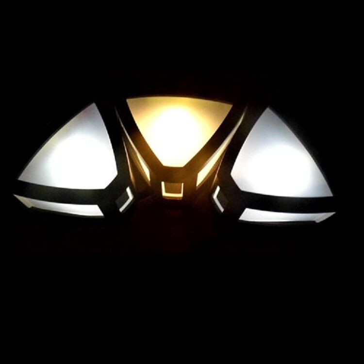 Factory Directly Triangle Outdoor Wall Lamps Led Solar Garden Light