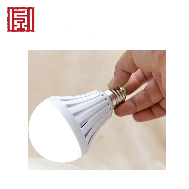 5/7/9/12w smart rechargeable energy saving bulb led emergency light bulb lamp