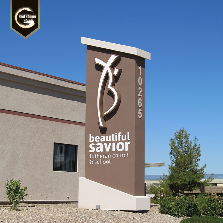 Exterior Monument pylon freestanding large size signage directional and wayfining sign plaza use