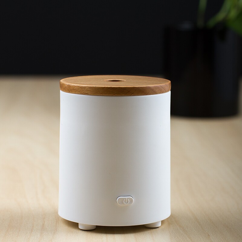 USB Mini Cylindrical Essential Oil Diffusers Battery Powered Wood Cap Aroma Air Humidifier