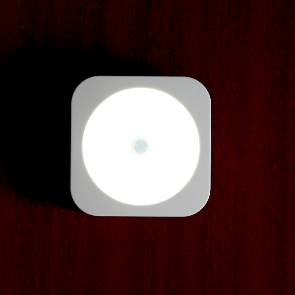 70lm 8leds mini Motion Sensor LED ceiling Night Light Wireless Build-in Lithium Battery Cabinet Bedside Hallway CE RoHs