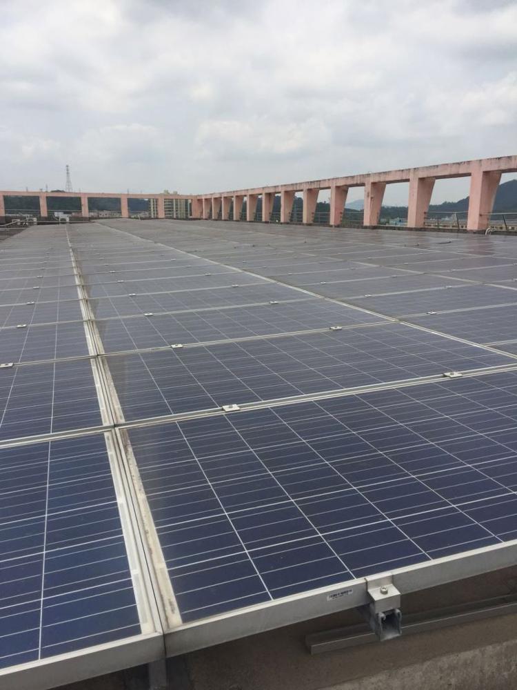 Poly Crystalline Solar Photovoltaic 325W Solar Panels 330W Solar Module