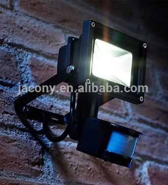 Super bright 10W/20W Rechargeable Motion Detection Flood Light for Garden Corridor Walkwayssolar security flood light