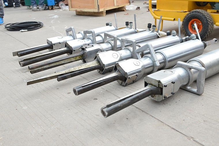 diesel engine powered hydraulic wedge concrete rock splitter machine for sale