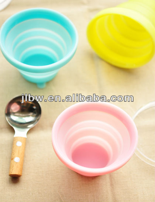 hot selling collapsible mug silicone cup with lid travelling cup