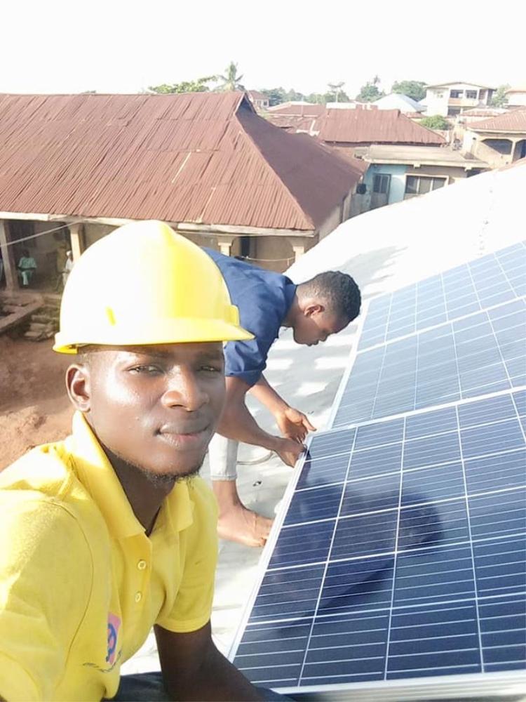 China supplier Complete cheap price home Solar Panel System 10kW 20kW 1500W 3000W 3kw 5 kw 8kw 7kw 2kw Solar Power System