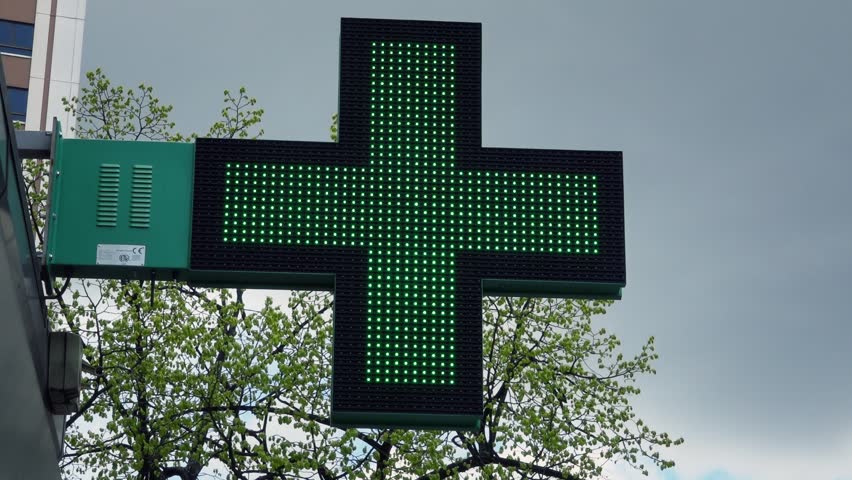 Green  Flashing Un-programmable  Outdoor Waterproof Double Side LED Pharmacy Cross Sign Board For Pharmacy& Church