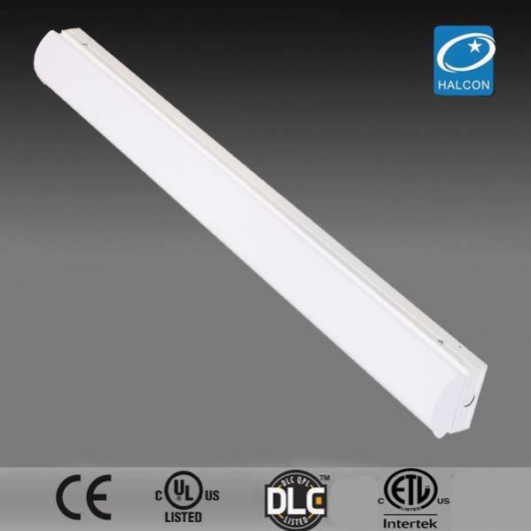 Garage/Warehouse/Parking Vapor Tight Tri-Proof PC Cover SMD2835 CE Rohs Led Linear Tube Fixture