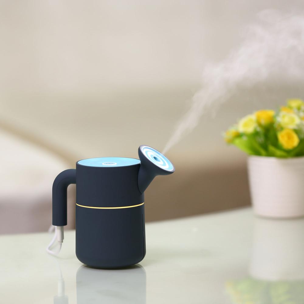 Cute Decor 200ml Watering Pot USB Humidifier Mini Air Fresher with 7 color LED Lights Teenagers' Favorite Gifts