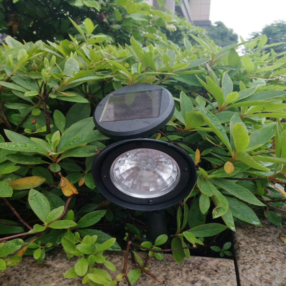 Solar energy plugged Sswitch lamp Outdoor Adjustable angle Lights ABS 3 LED Wireless light