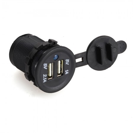 D3 Dual-port USB Car Charger Fast Charge