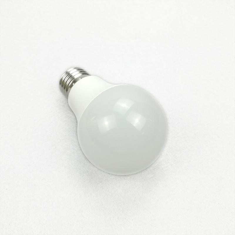 China factory A60 9W E27 led light bulb indoor energy saving led lamp