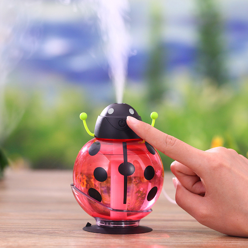 Originality 360 Degree Rotation Coccinella Septempunctata Aroma Humidifier with Atmosphere Nightlight