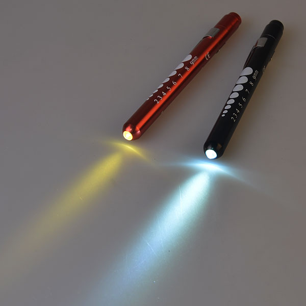 Portable Pen Led Lights Doctor Pupil Gauge with Clip Warm White Light Pen light