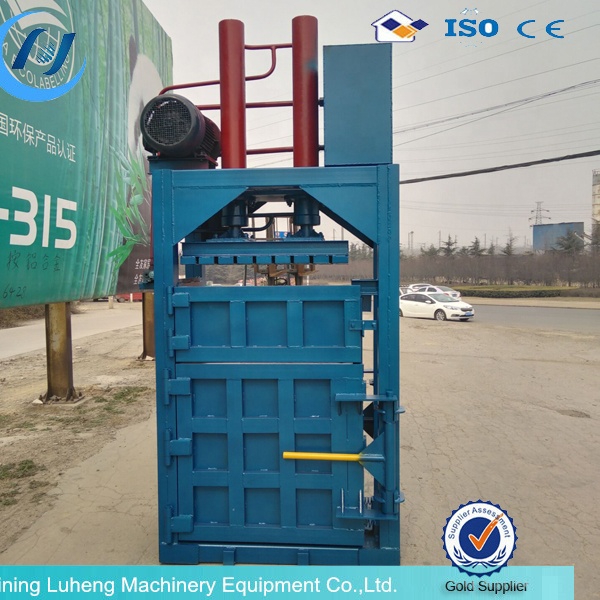 paper/rubber/cardboard baler machine