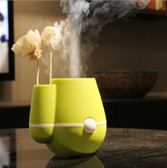 Aromliving 2017 New Products Electric Car Scent Diffuser, 220ml USB Humidifier for Better Air Circulation