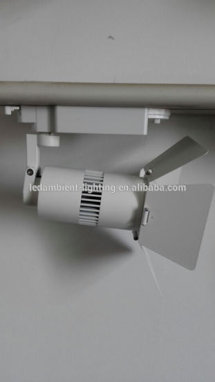 New Design Light 20W LED Track Light Widen Beam Angle No Glare Track LED Light