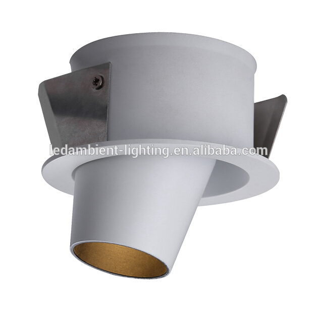 Narrow Beam Light 12 Degree Spot Light Cutout 100 LED Ceiling Square Spotlight Fittings CE