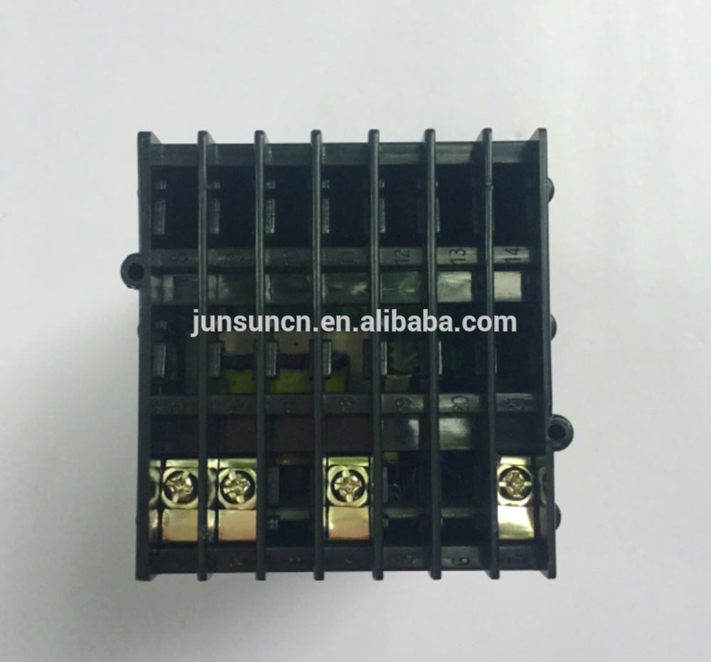 YUWENSANCHANG SCR-700 Voltage Regulator