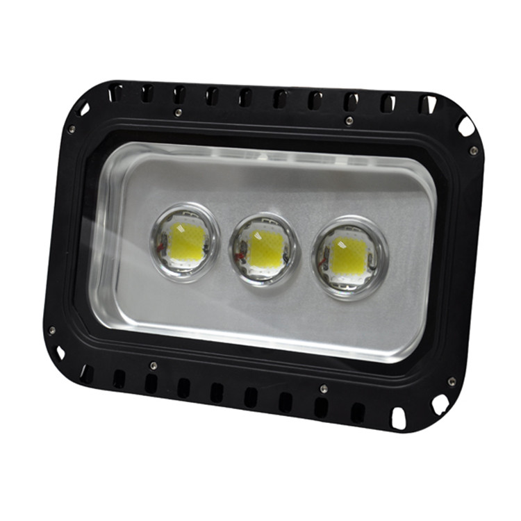 IP65 Waterproof Outdoor 150W soccer stadium lights with 3 Years Warranty