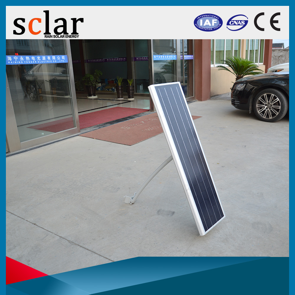 Normal 10M Sensing Distances Motion 30W Integrated Light With Pole Solar Energy Powered Street Lights