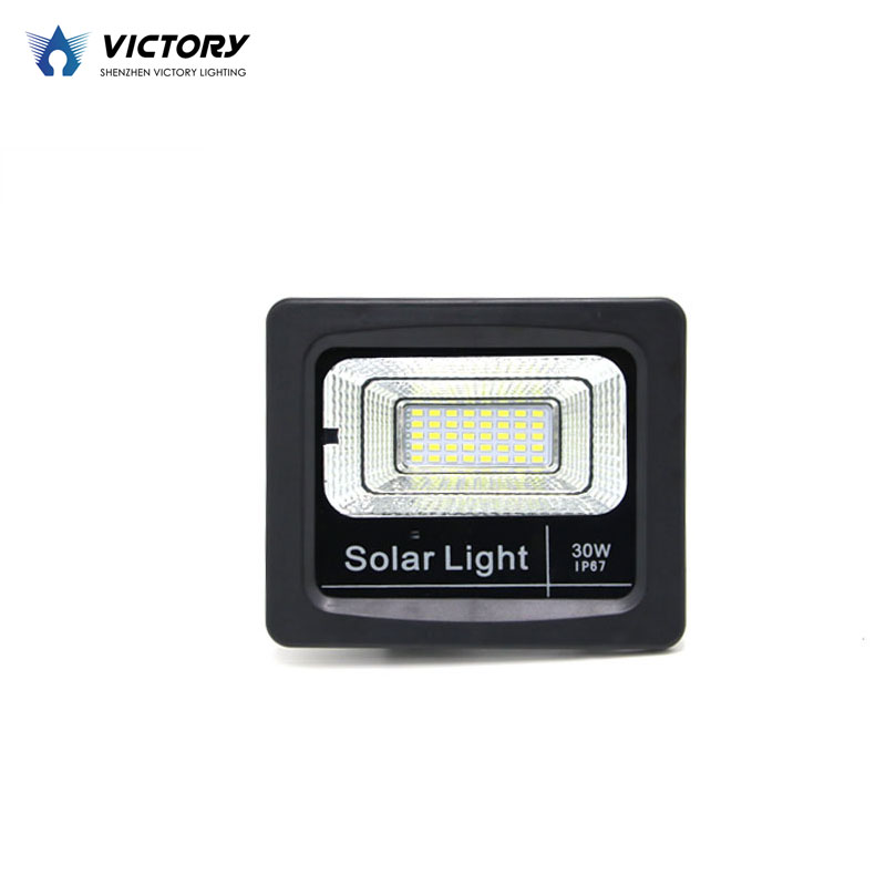 Outdoor solar led flood lights 30W with 2 years warranty low voltage cheap price