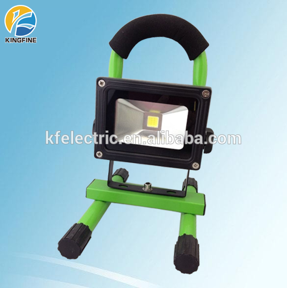 High Quality IP65 10W Battery Rechargeable LED Floodlight portable CE &RoHS