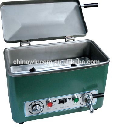 China Wincom Medical Steam Autoclave Sterilizer Machine with 24L Capacity