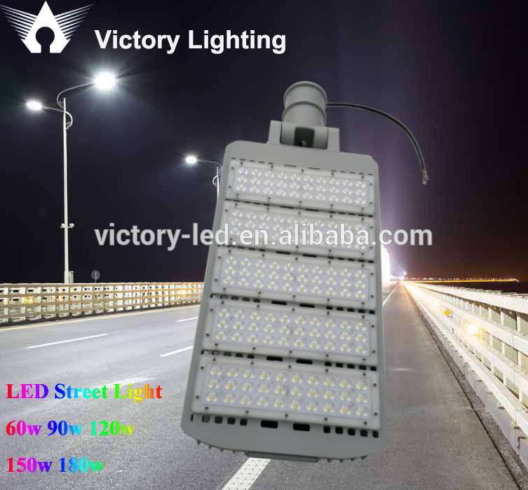 40W 60W 70W 100W 120W 150W 200W Aluminum Alloy Lamp Body Material and IP65 IP Rating Solar street lamps