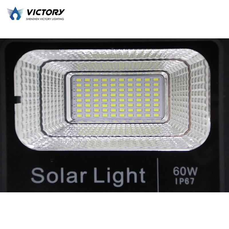 Factory direct sales aluminum alloy led flood lights 60W solar energy systems cheap price