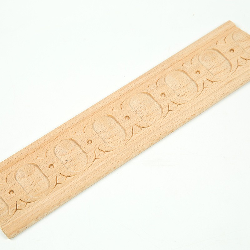 Solid wood carved mouldings