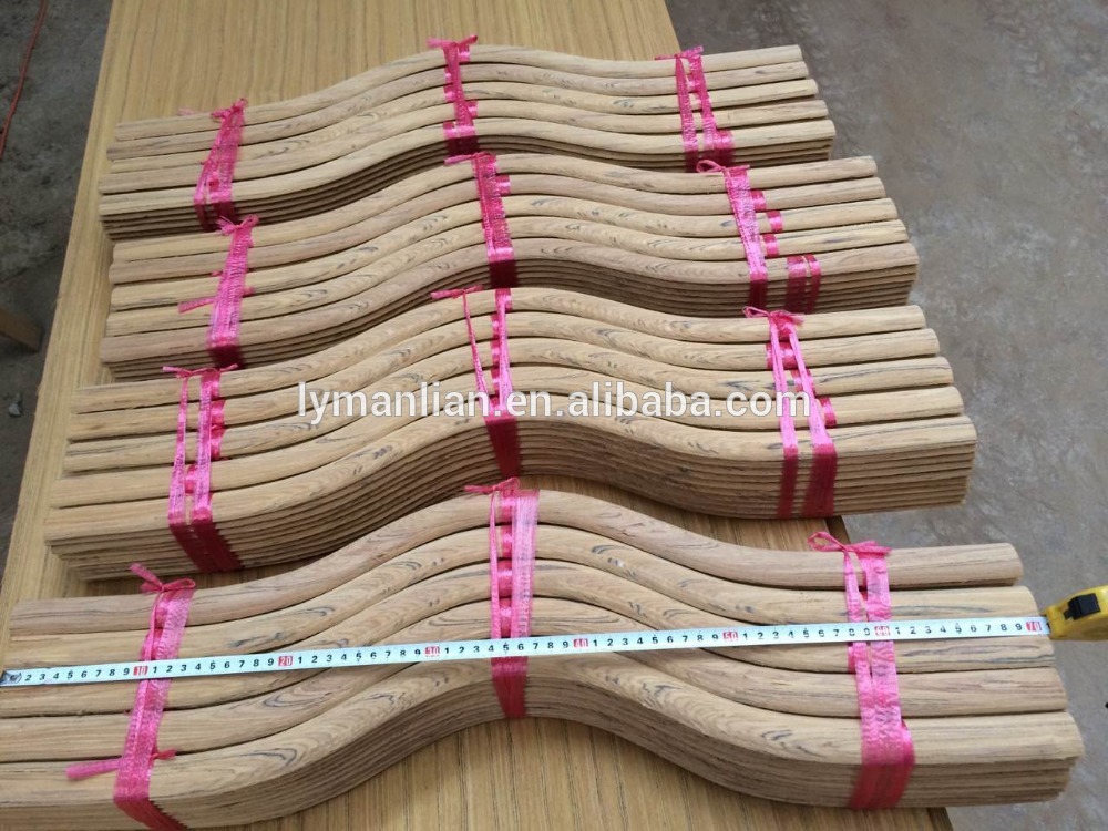 Interior decorative Red beech wood moulding bow lines