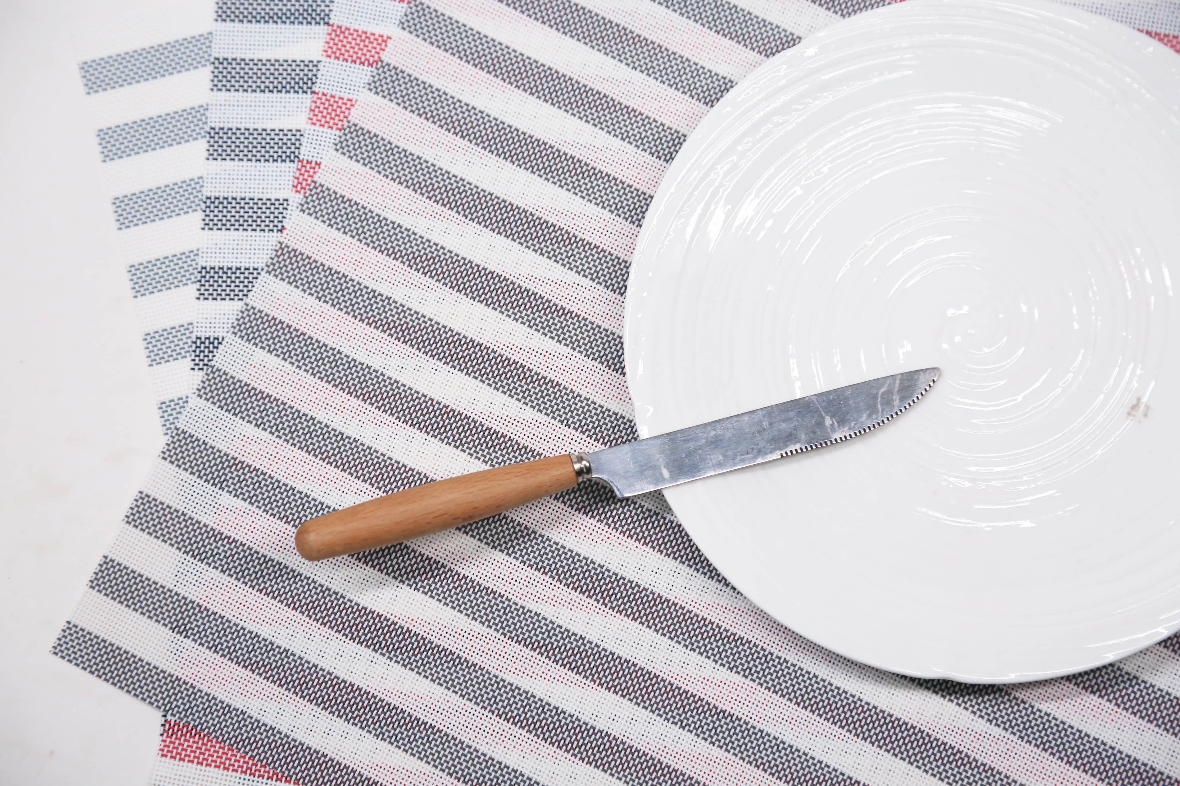 There Are Some Bamboo Placemat Using Pvc Placemat For Tablemat