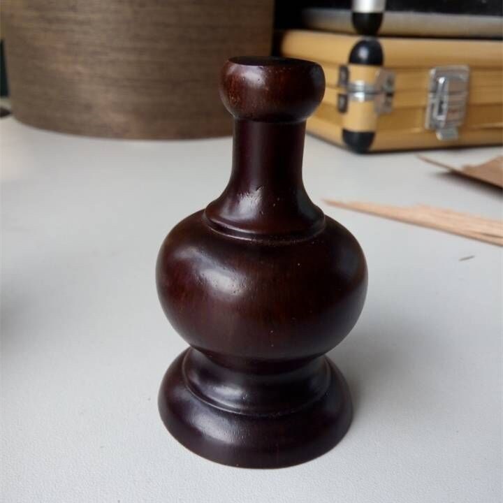 Wood finials