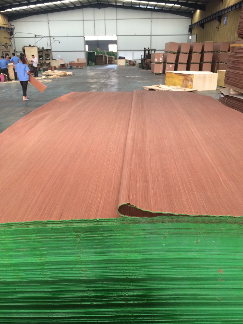 Engineered wood veneer  recon gurjan  veneer for plywood and furniture recon burma face veneer