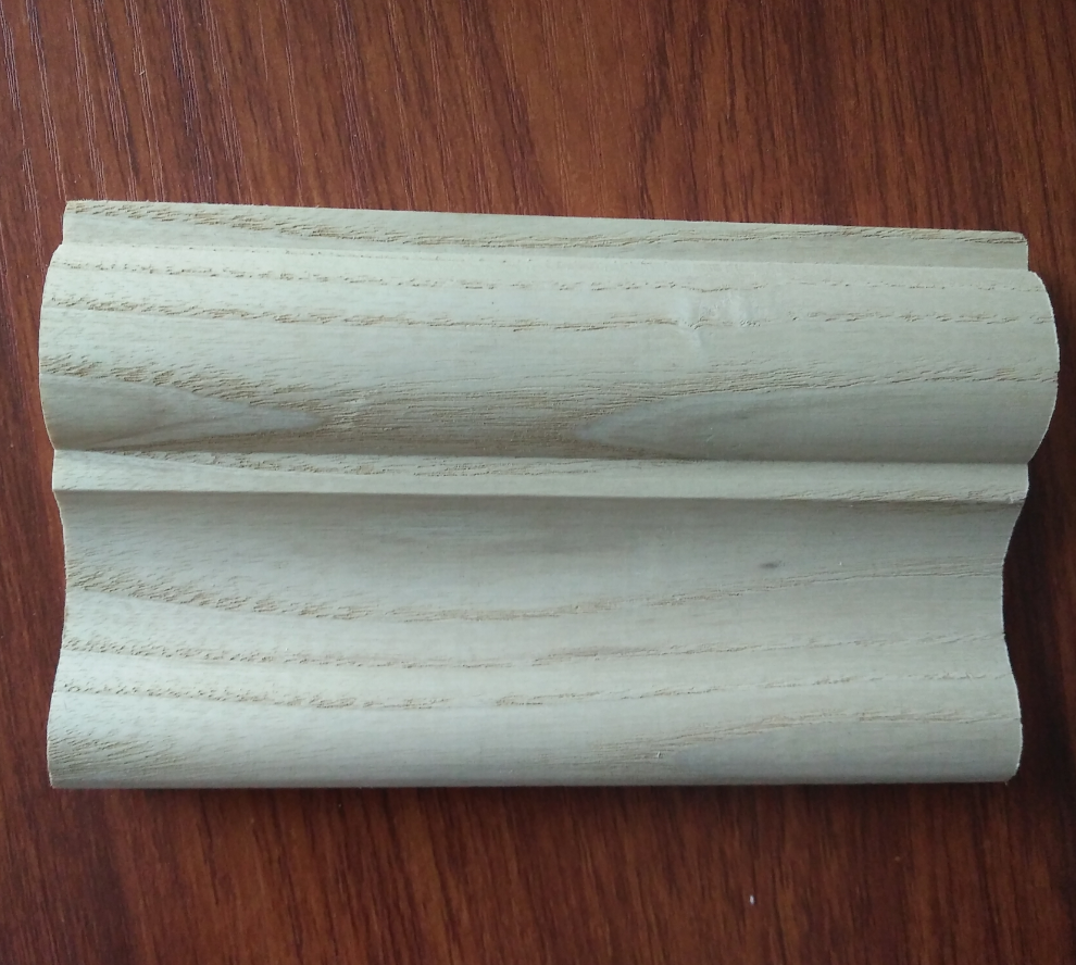 Poplar recon decorative crown wood moulding