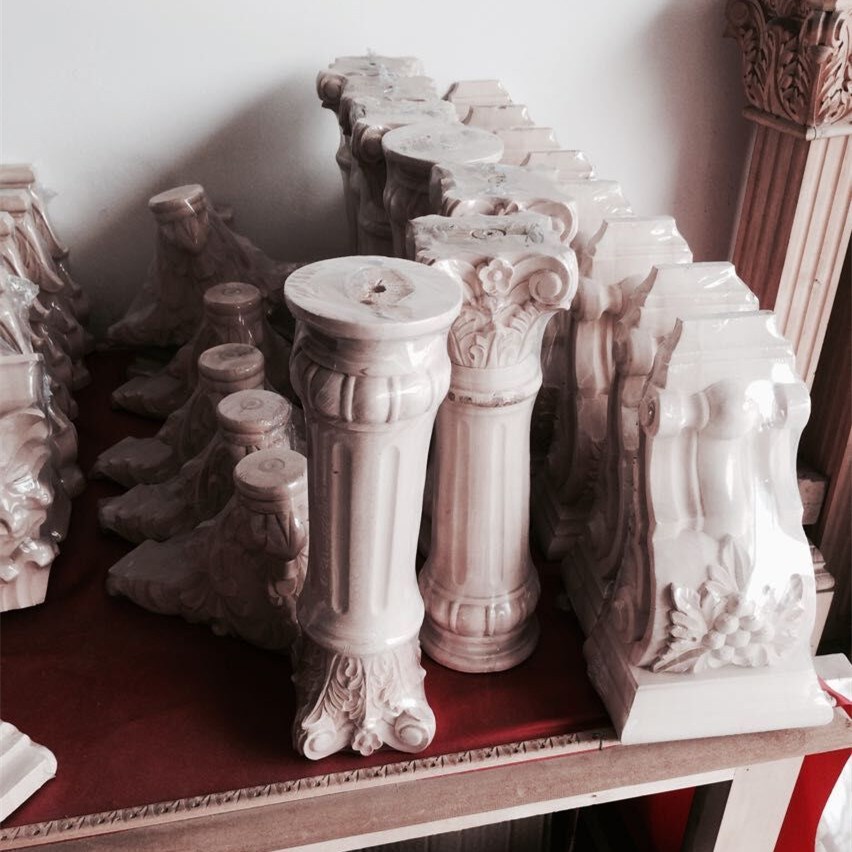 rubber wood carved craft