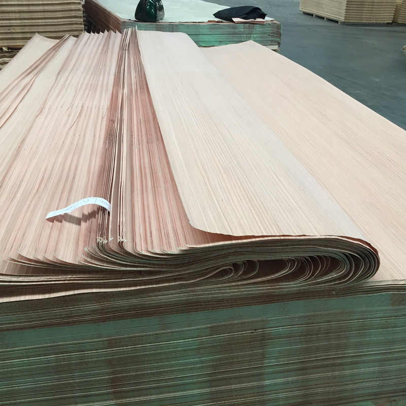 Linyi factory poplar material plywood face veneer sliced cut wooden veneers